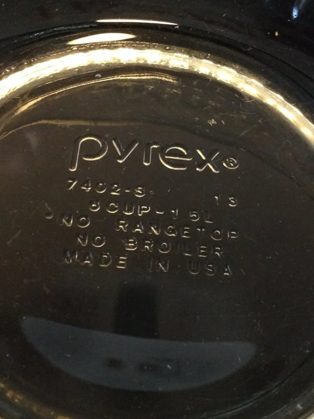 (2) Pyrex Mixing Bowls 1 Ribbed 1 Plain Iconic Quality Nostalgic Glass Cabincore